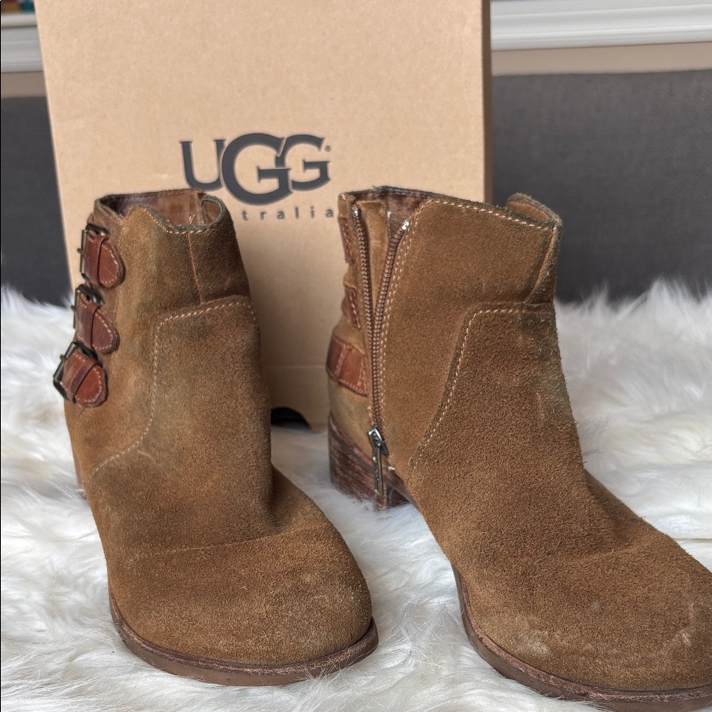UGG Women's Volta Tan Suede Ankle Booties